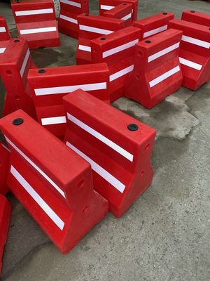 De Kleuren van de de Wegbarrière 560x560 4 van Rotomoldingsproducten